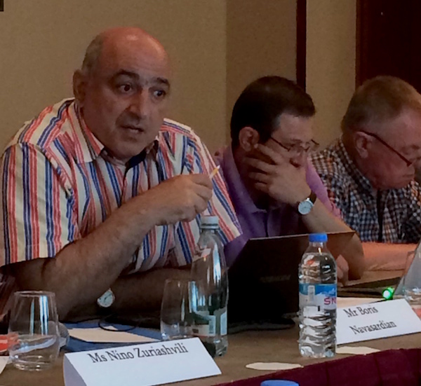 Вірменський прес-клуб готує рекомендації щодо соцмереж для трудових договорів зі ЗМІ