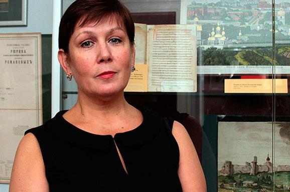 Суд у Москві залишив директорку української бібліотеки під домашнім арештом до 28 жовтня