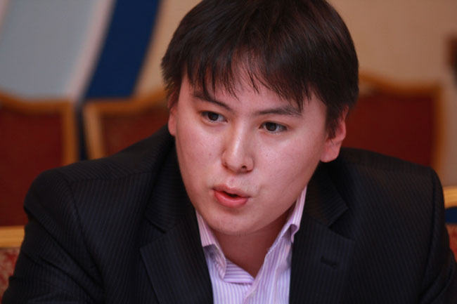 У Казахстані заарештували головного редактора незалежної газети за звинуваченням у відмиванні грошей