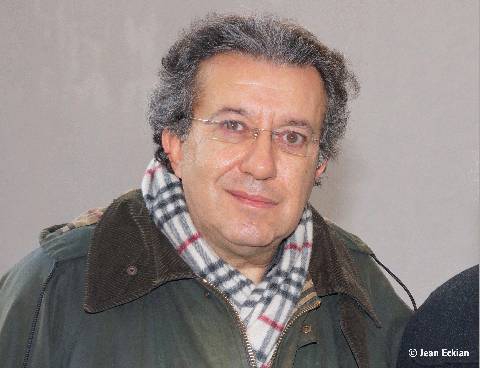 Турецького журналіста засудили за публікацію у книзі світлин графіті проти Ердогана