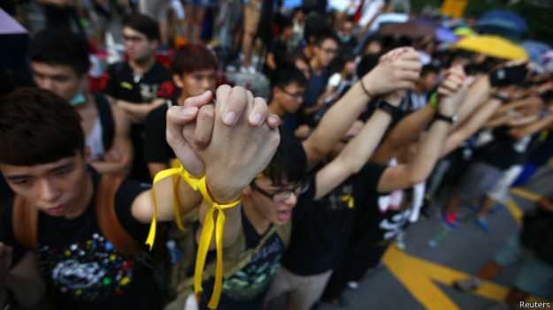 Внаслідок протестів у Гонконгу в Китаї заблокували Instagram