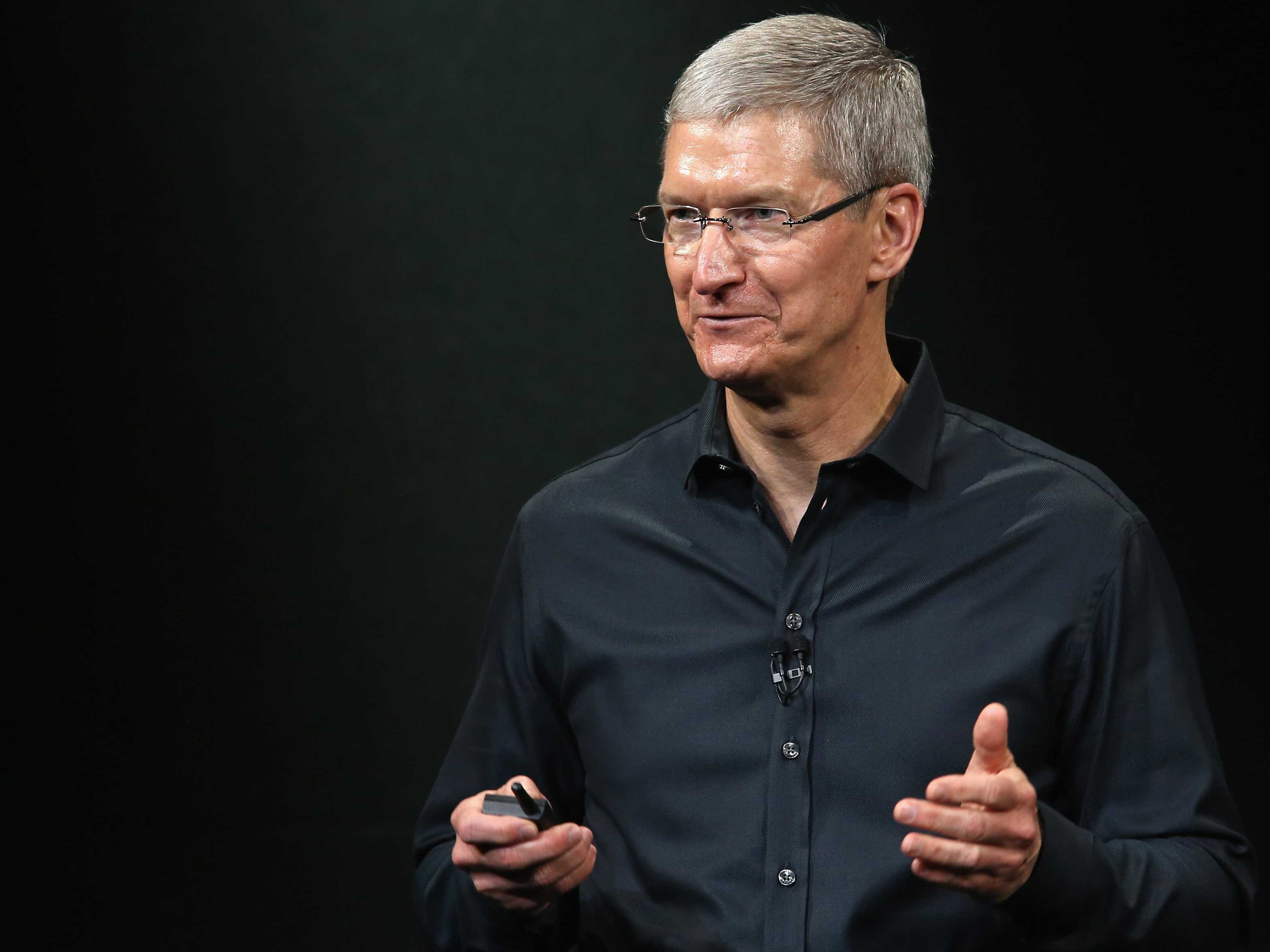 Гендиректор Apple Тім Кук зізнався у гомосексуальності
