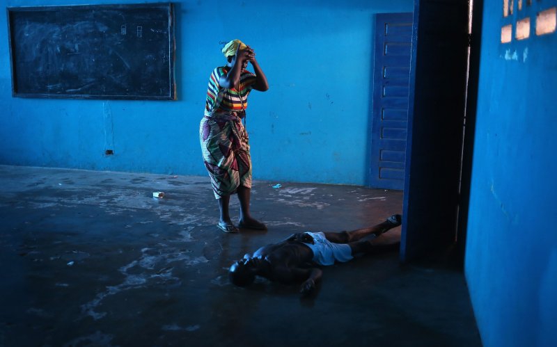 Американський фотокореспондент розповів про свою роботу в охопленій вірусом Ебола Ліберії
