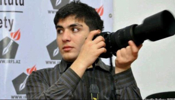 Азербайджанська влада не дозволила вилетіти за кордон відомому блогеру