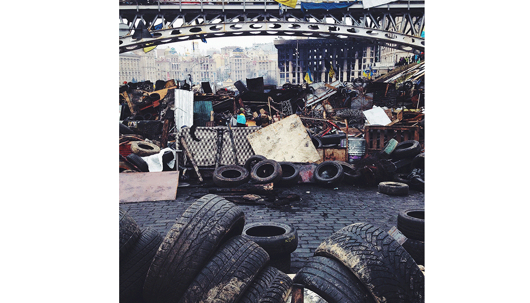 Онлайн-видання «Платформа» підготувало фотопроект про Майдан часів революції і нині