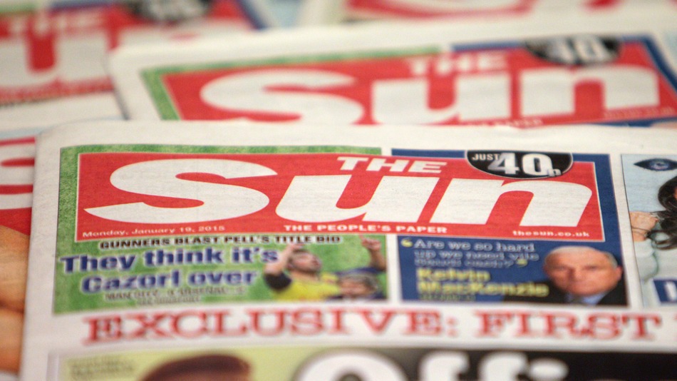 Газета The Sun відмовляється від фото оголених жінок