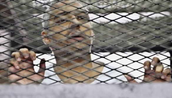 Амаль Клуні вимагає від єгипетської влади звільнити з-за ґрат  журналіста AL Jazeera