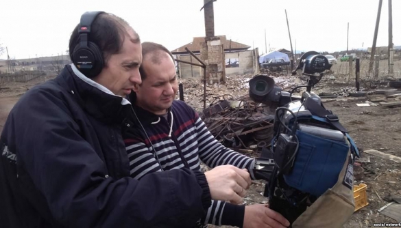 Російський журналіст, який підпалив траву в Хакасії, відбувся громадським осудом