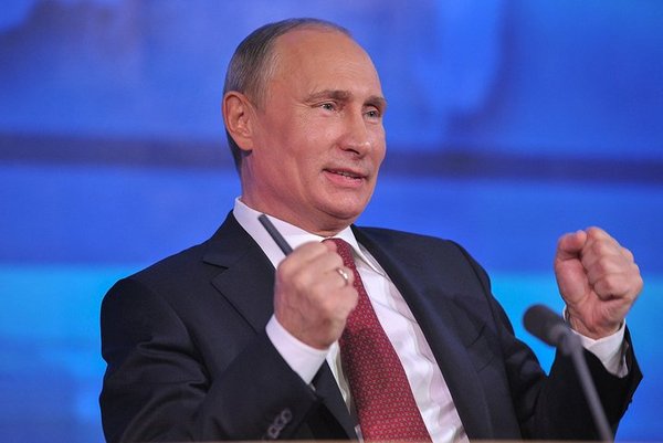 Путін закликає поліцію «припиняти пропаганду ненависті» в інтернеті