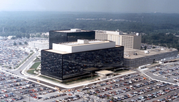 Суд дозволив АНБ поновити збір даних про телефонні дзвінки