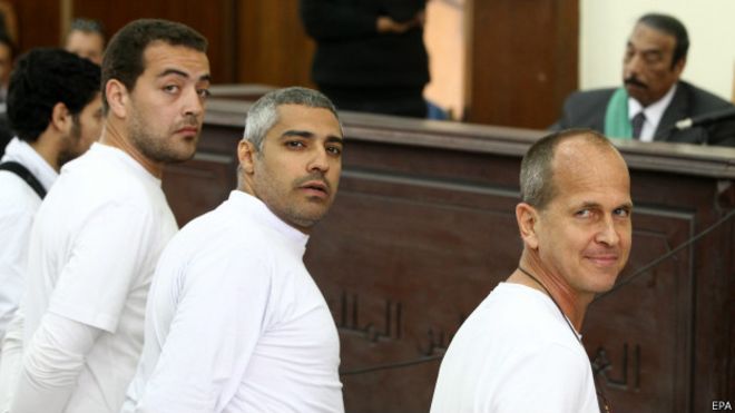 Президент Єгипту помилував двох журналістів Al Jazeera