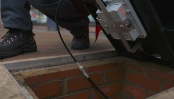 У Британії обладнання для передачі Wi-Fi вбудували в тротуар