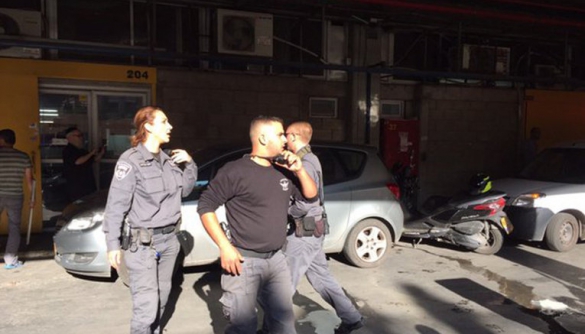 Невідомий напав з ножем на офіс Russia Today в Тель-Авіві. Є жертви