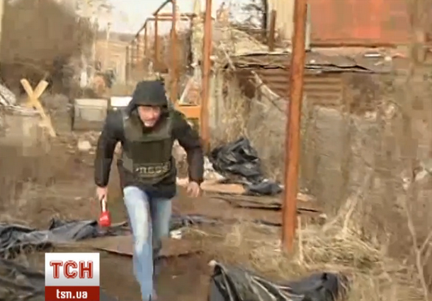 Знімальна група «1+1» потрапила під вогонь сепаратистів у Широкиному