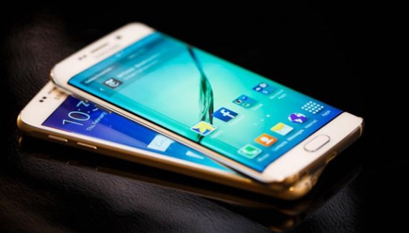 Samsung слідом за Apple почне щорічно обмінювати старі смартфони на нові