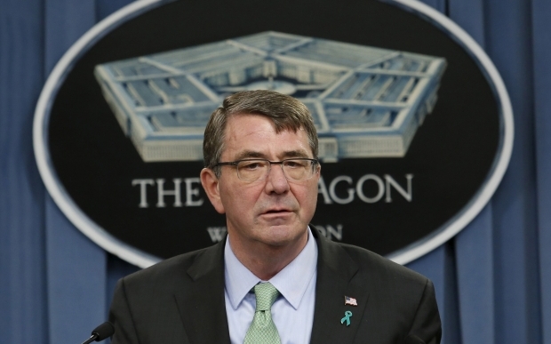 Глава Пентагону застеріг проти спрощеного підходу до вирішення суперечки між Apple і ФБР
