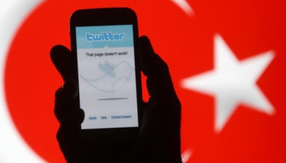 У Туреччині заблокували Facebook та Twitter через вибух в Анкарі