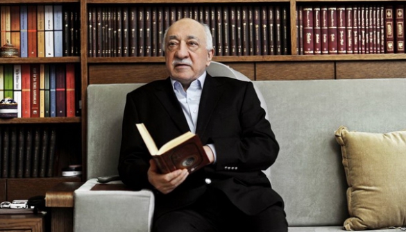 Азербайджанський телеканал закрили через інтерв’ю з турецьким проповідником Ґюленом