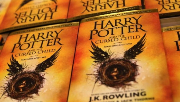 Нова книга про Гаррі Поттера викликала ажіотаж в книгарнях Лондона