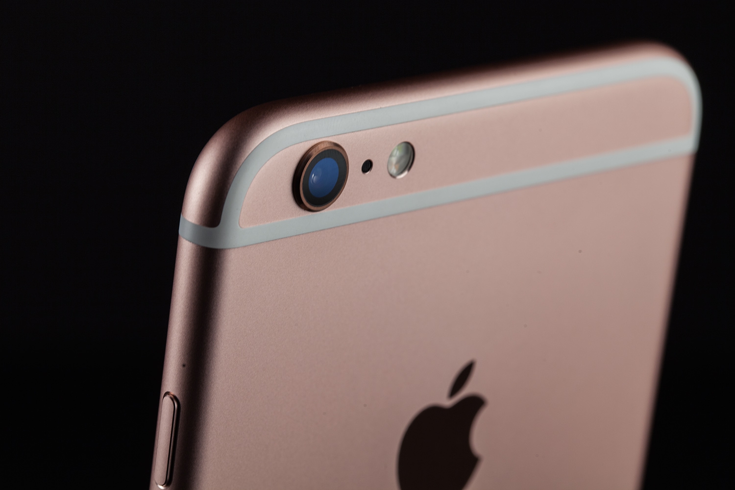 В Apple заявили, що не нав'язують роздрібним мережам ціни на iPhone