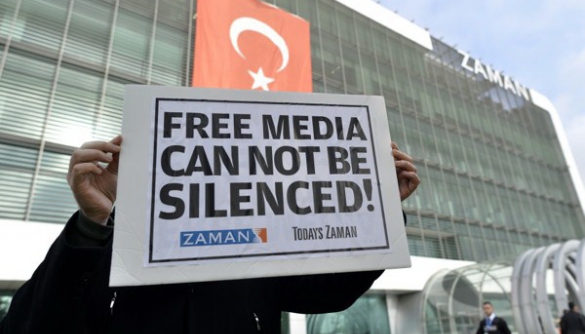 The Guardian: турецька влада посилює тиск на медіа