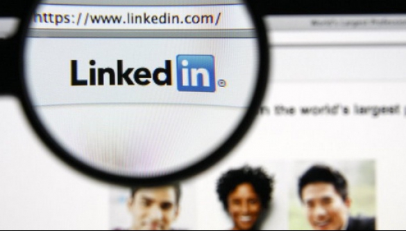 LinkedIn заперечує дискримінацію за ознакою статі при пошуку по сайту