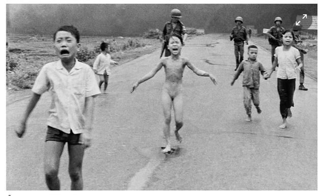 Цукерберга розкритикували за видалення фотографії часів В'єтнамської війни