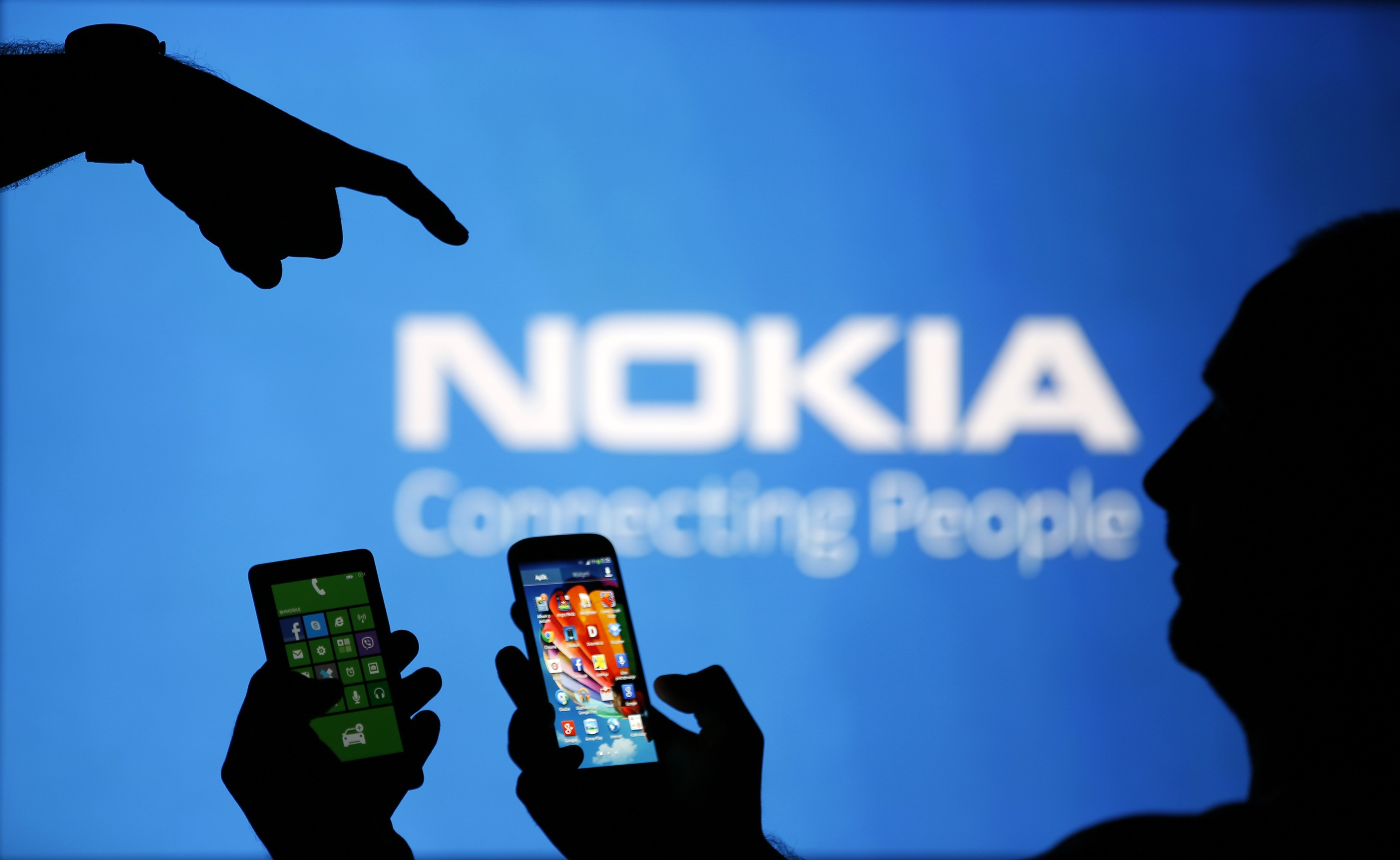 Nokia повертається і починає продаж мобільних