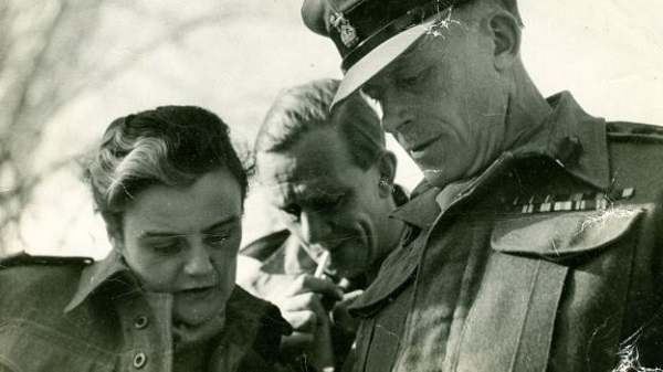 Померла воєнна кореспондентка, яка першою повідомила про початок Другої світової