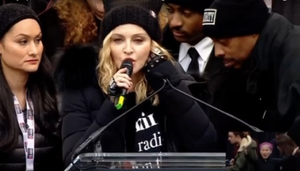 CNN перервав ефір через лайку Мадонни під час «Маршу жінок» в США