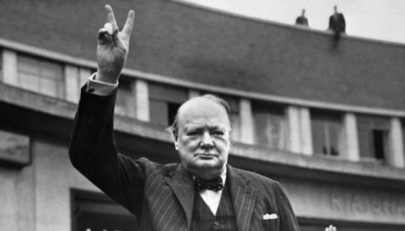 У США знайшли есе Вінстона Черчилля про інопланетян