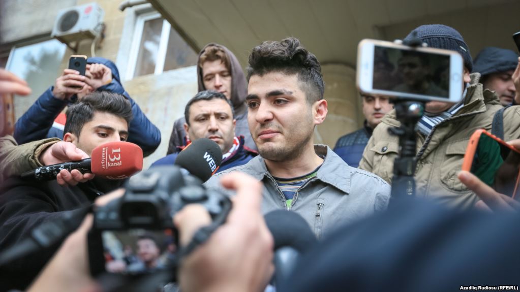 Азербайджанський блогер Гусейнов отримав два роки в’язниці за «наклеп» на поліцію
