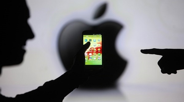 Wikileaks стверджує, що ЦРУ зламувало старі моделі iPhone і MacBook