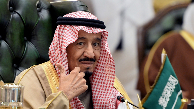 Король Саудівської Аравії наказав усунути журналіста від роботи за порівняння його з Аллахом