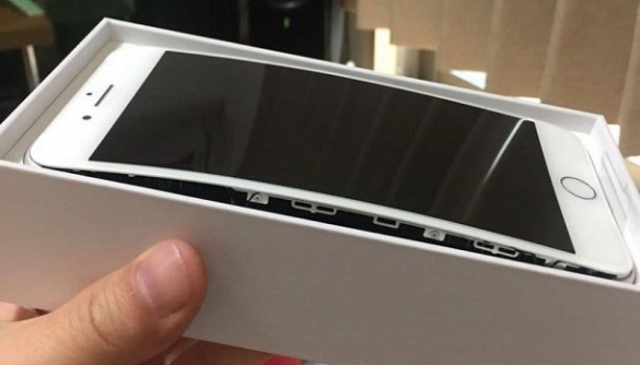 Кількість скарг на здуття батарей у iPhone 8 Plus зростає
