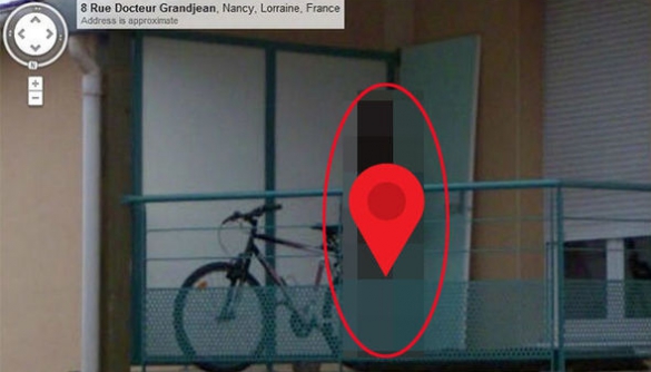 Google прибрала зі Street View фото скульптури, яка усіх лякала