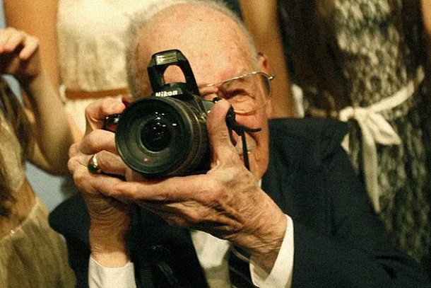 Відомий фотограф Associated Press помер у віці 104 років