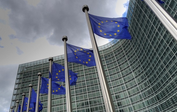 Єврокомісія пропонує ввести 3%-й податок для великих інтернет-компаній