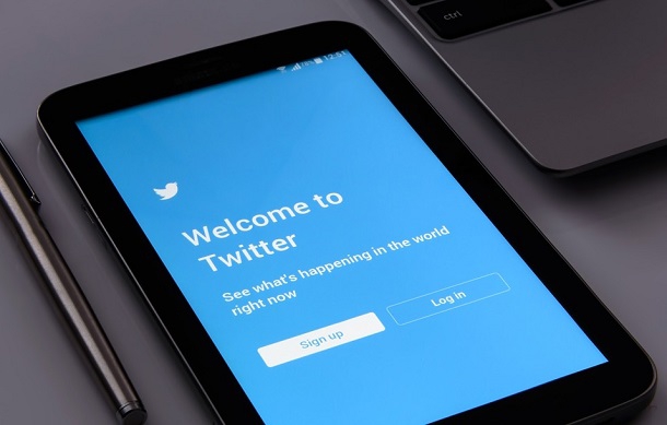 Twitter закликала користувачів поміняти паролі до акаунтів