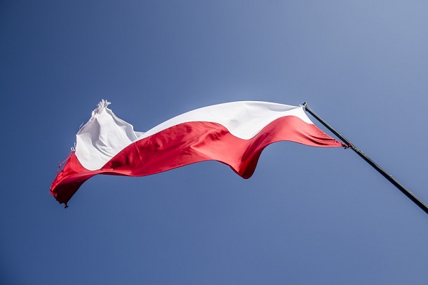 Польща депортує росіянку за ведення гібридної війни, а ще чотирьом особам заборонила в'їзд