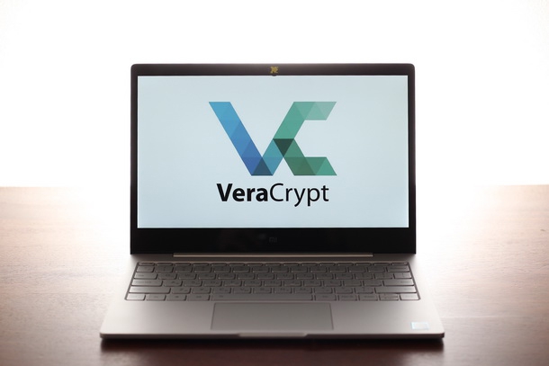 Як за допомогою програми VeraCrypt приховати файли на комп’ютері