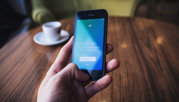 За три місяці Twitter залишили мільйон користувачів, а акції впали на 18%