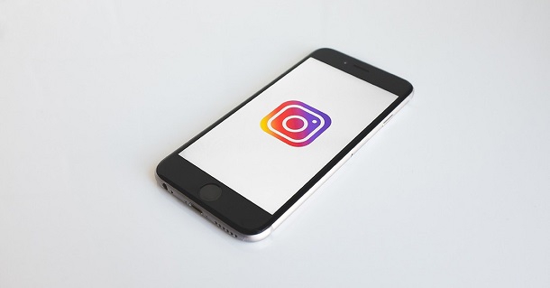 Люди імітують свою смерть в Instagram заради коментарів та уваги — Engadget