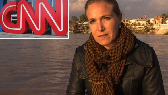 На репортерку CNN, яка покусала двох медиків, подали до суду
