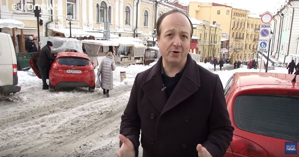 Російська служба Euronews вдалася до маніпуляцій у сюжеті про воєнний стан в Україні