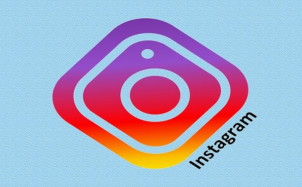 Instagram тестує горизонтальну стрічку новин