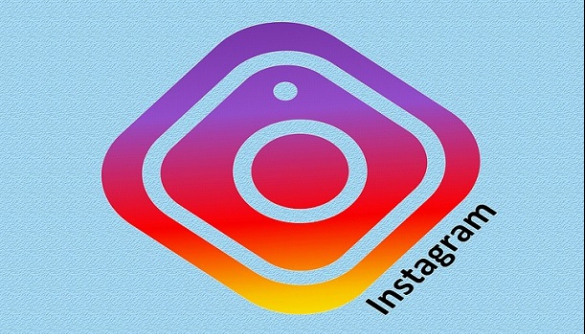 Instagram тестує горизонтальну стрічку новин