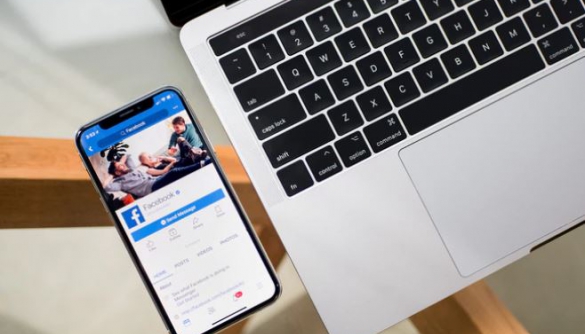 Facebook посилює контроль над контентом у групах і показуватиме, чому видалила пости