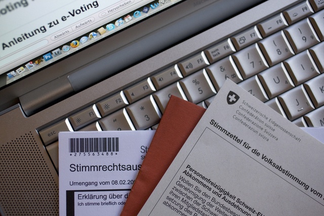 Швейцарія заплатить винагороду тим, хто зламає її систему електронного голосування