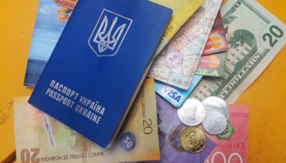 В Україні тричі за місяць намагалися поширити фейк про «скасований» безвіз